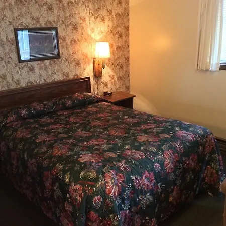 Burr Oak Motel Algona Room photo